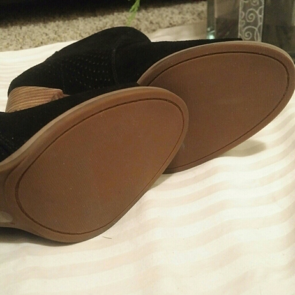 *LAST DAY*Lucky Brand Lakmeh Peep Toe Booties NWOT - Picture 6 of 8